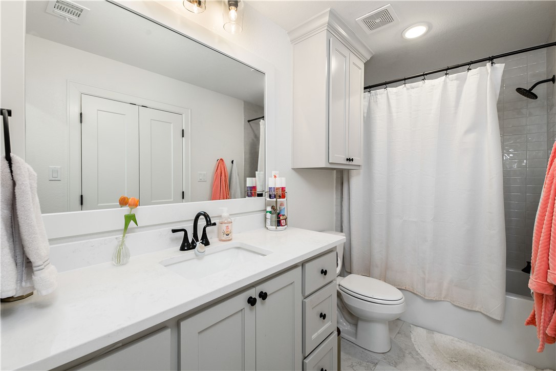 2038 Pebble Bend Drive