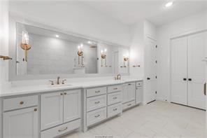 2038 Pebble Bend Drive