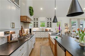 2038 Pebble Bend Drive