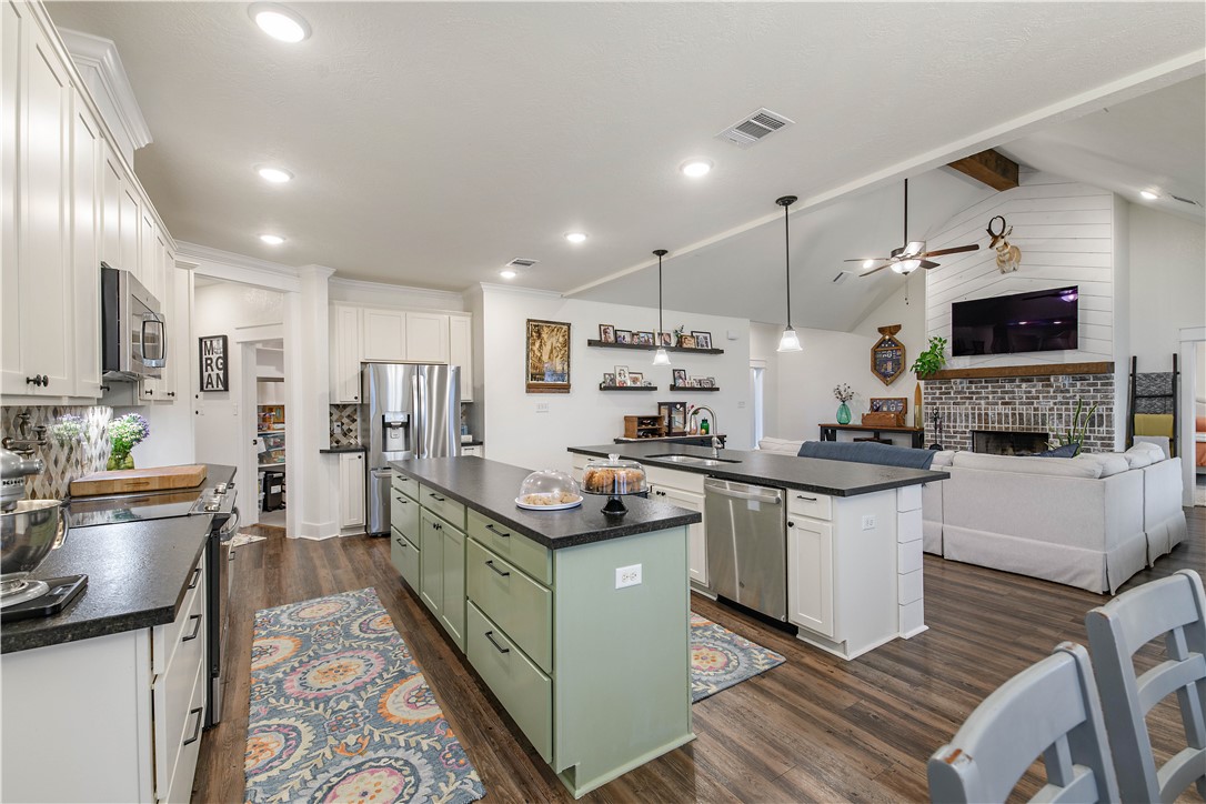 12296 County Road 175