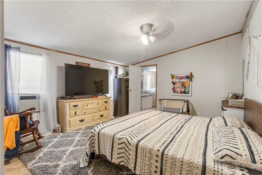 5846 Thousand Oaks Road