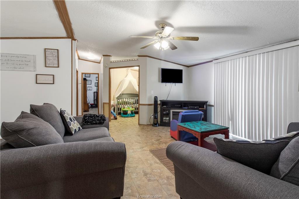 5846 Thousand Oaks Road