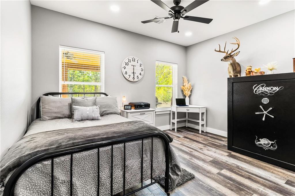 7196 South County Road 458