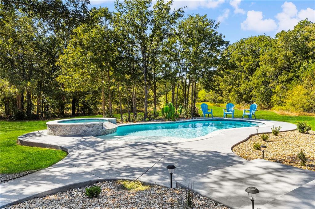 7196 South County Road 458