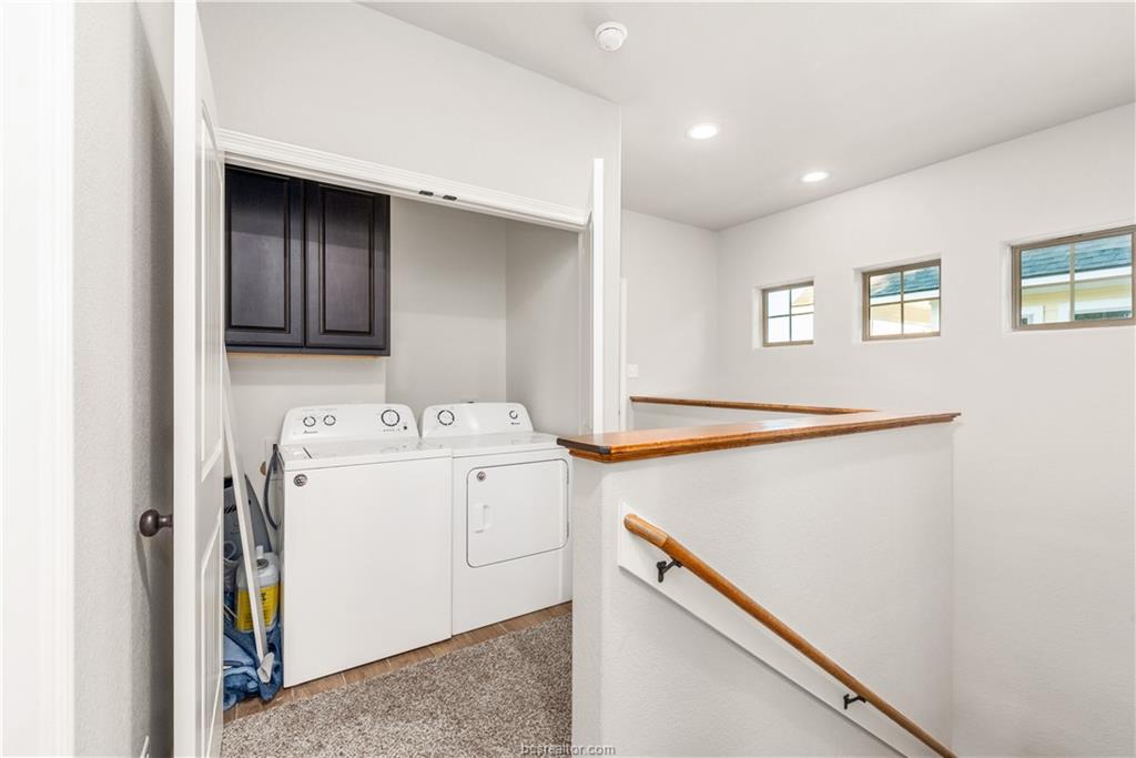 120 Richards Street B