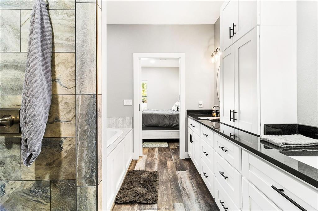 7196 South County Road 458