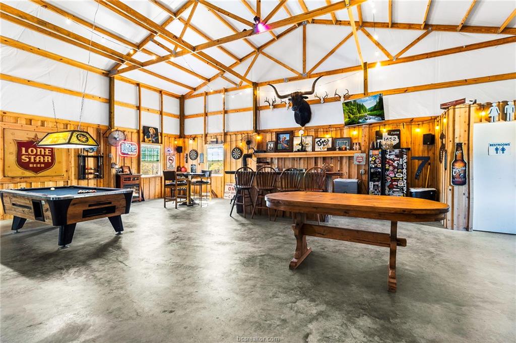 7196 South County Road 458