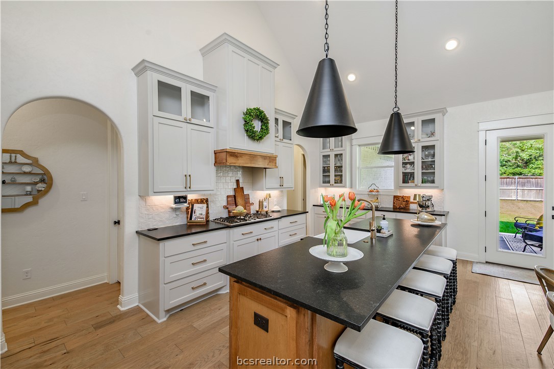 2038 Pebble Bend Drive