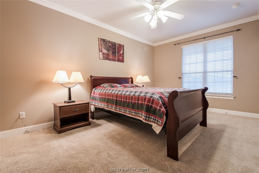 801 Luther Street W 805