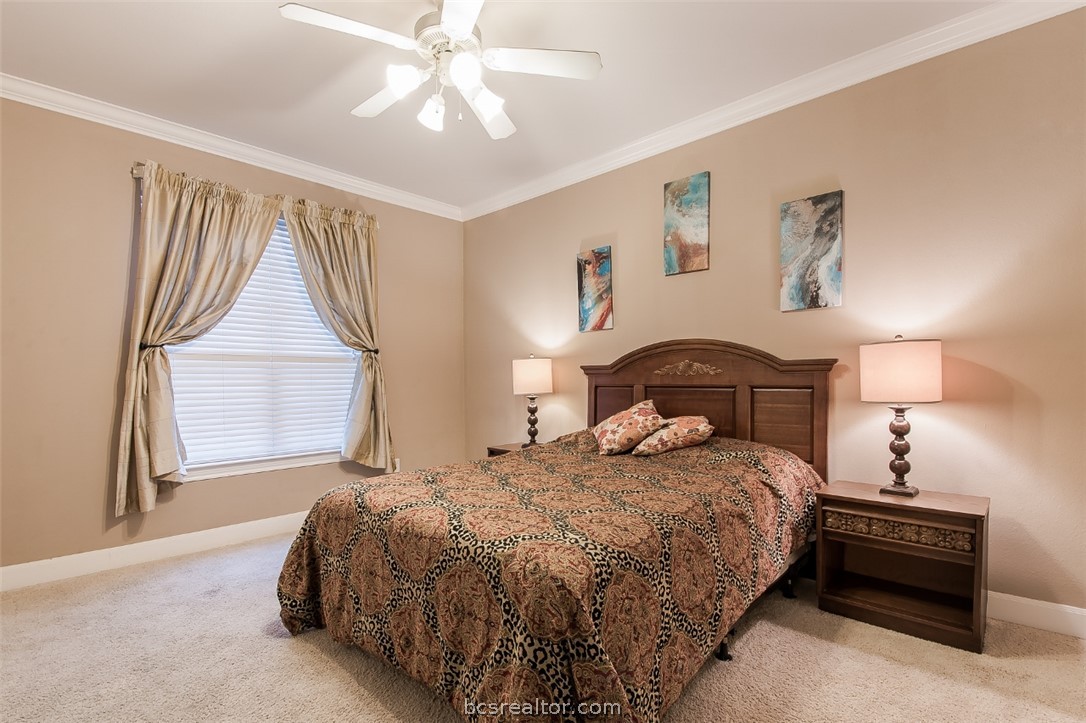 801 Luther Street W 805