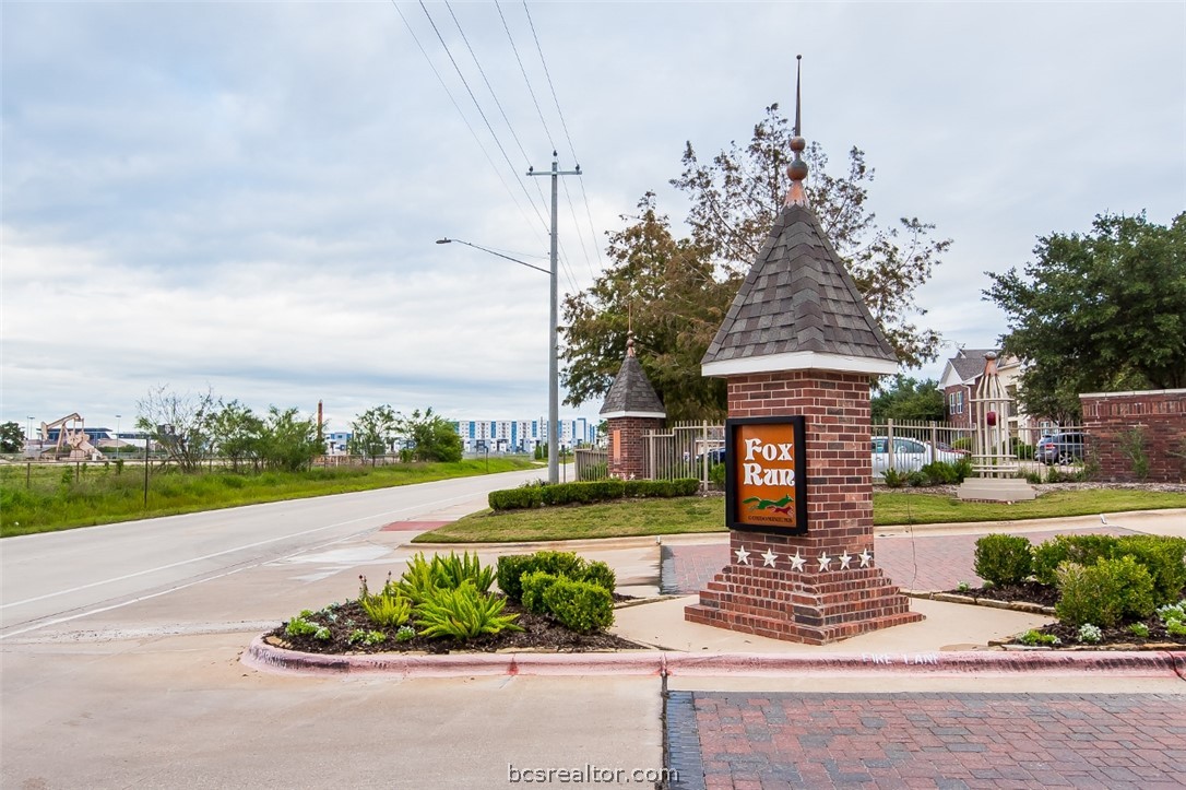 801 Luther Street W 805