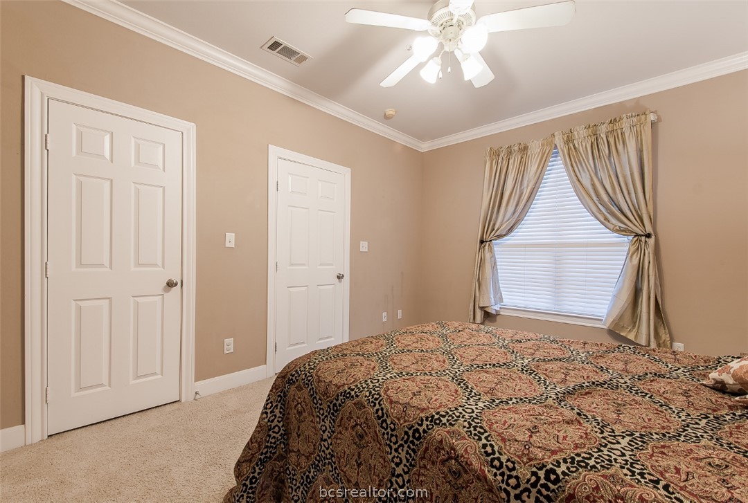 801 Luther Street W 805