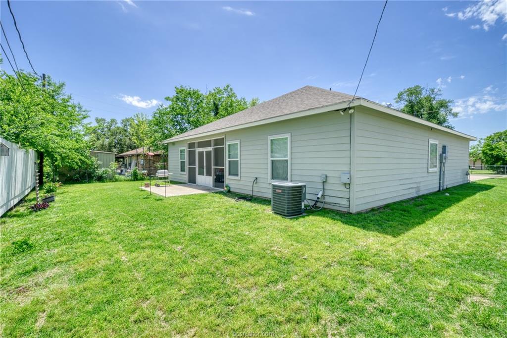 1104 Jennifer Street