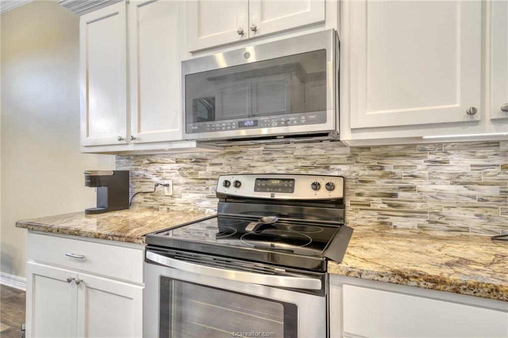 1104 Jennifer Street