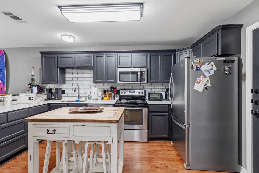3766 Oldenburg Lane