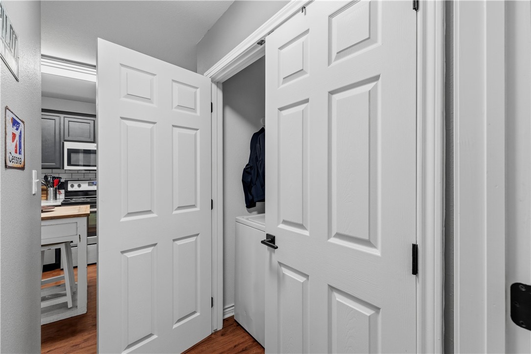 3766 Oldenburg Lane