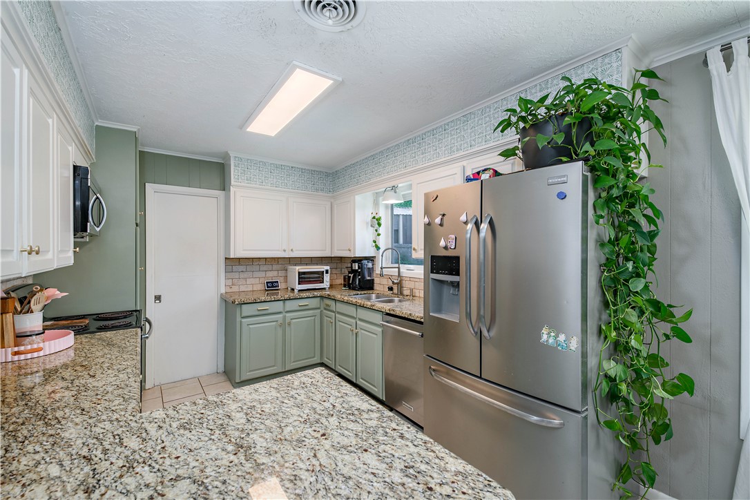 3506 Tanglewood Drive