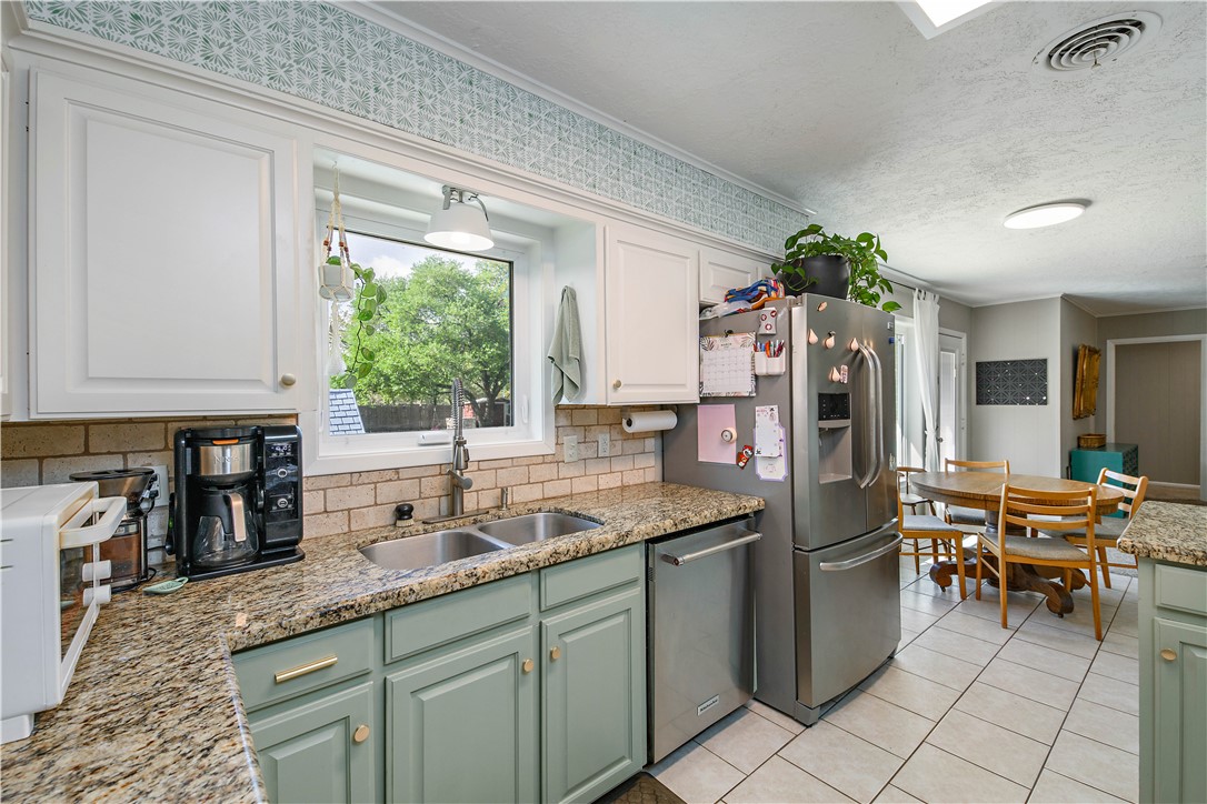 3506 Tanglewood Drive
