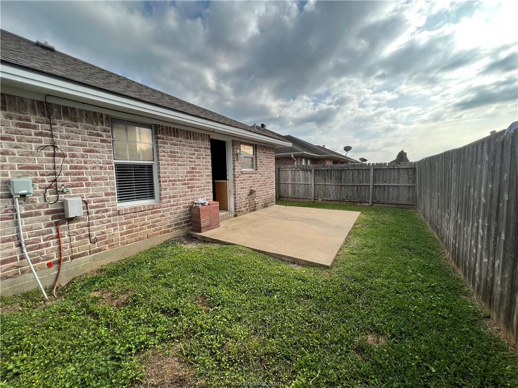 1011 Crepe Myrtle Court