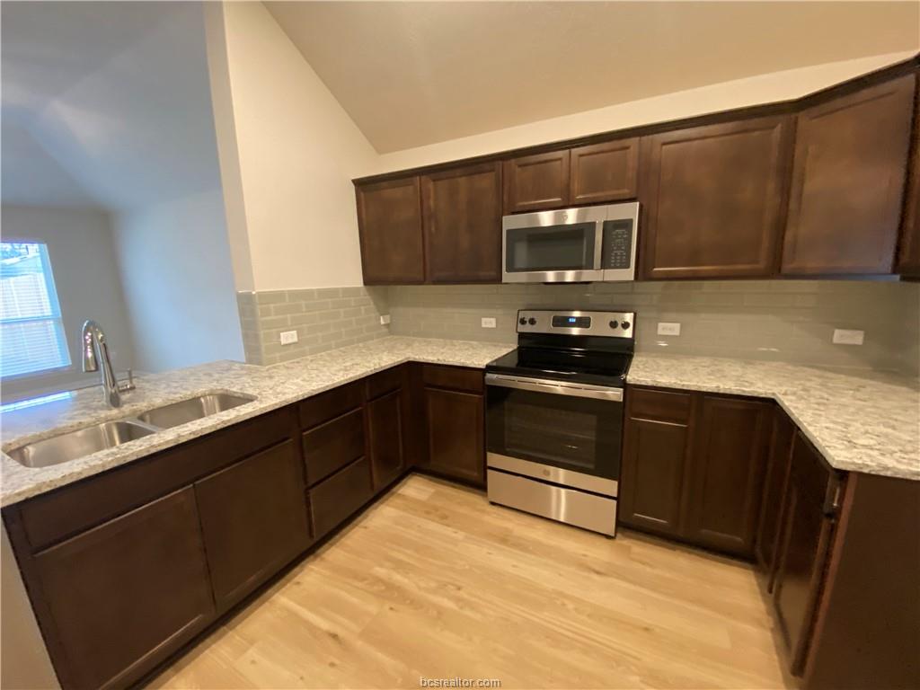 3721 Mckenzie Street