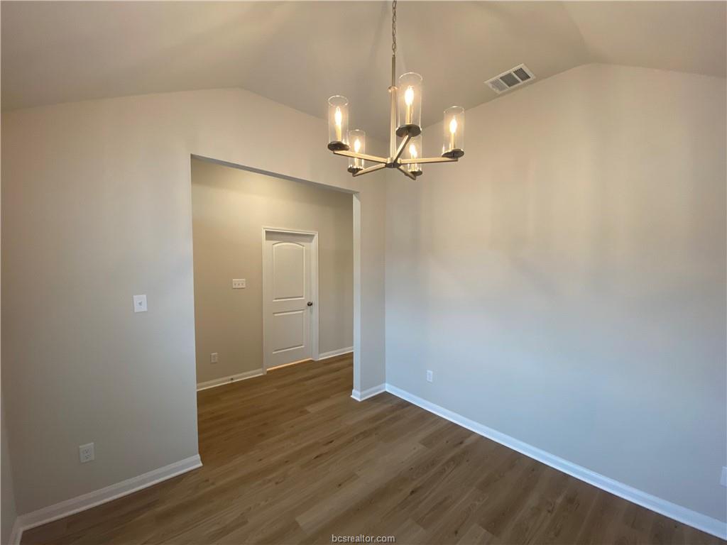 3721 Mckenzie Street