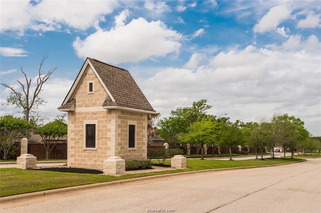 305 Stone Chase Court