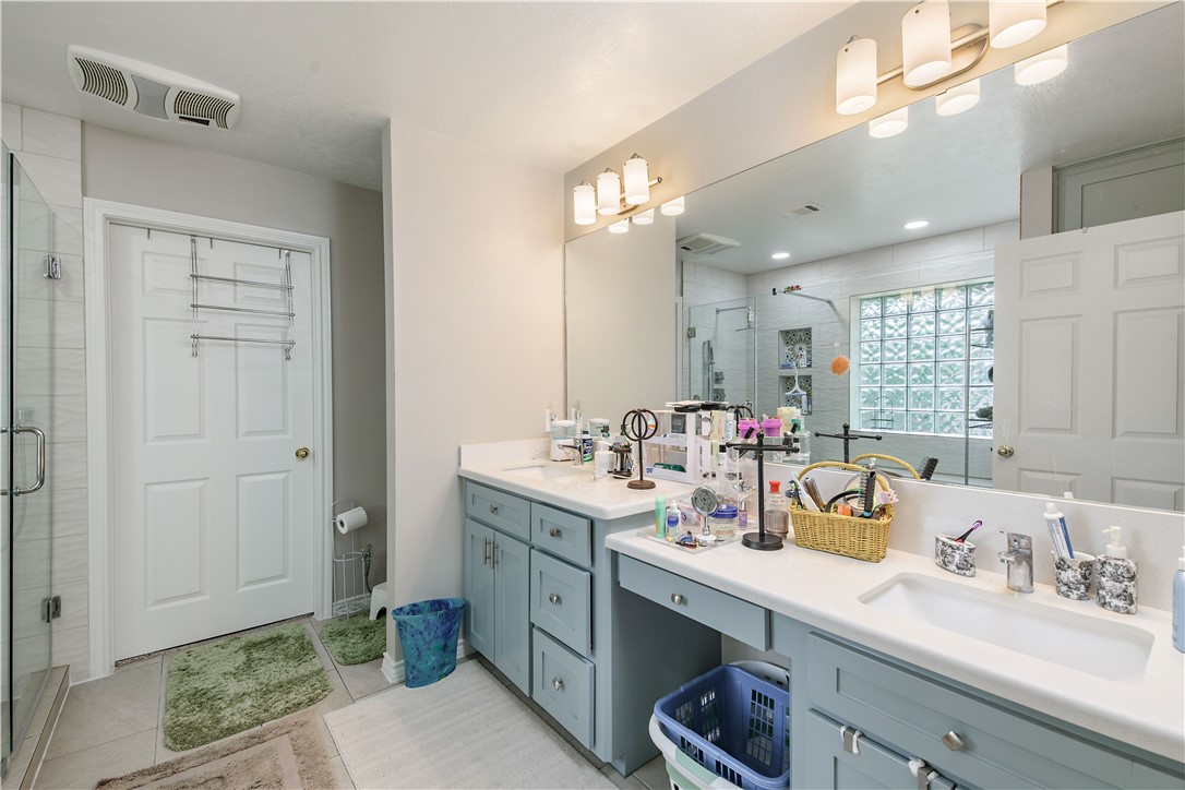 4605 Double Eagle Court