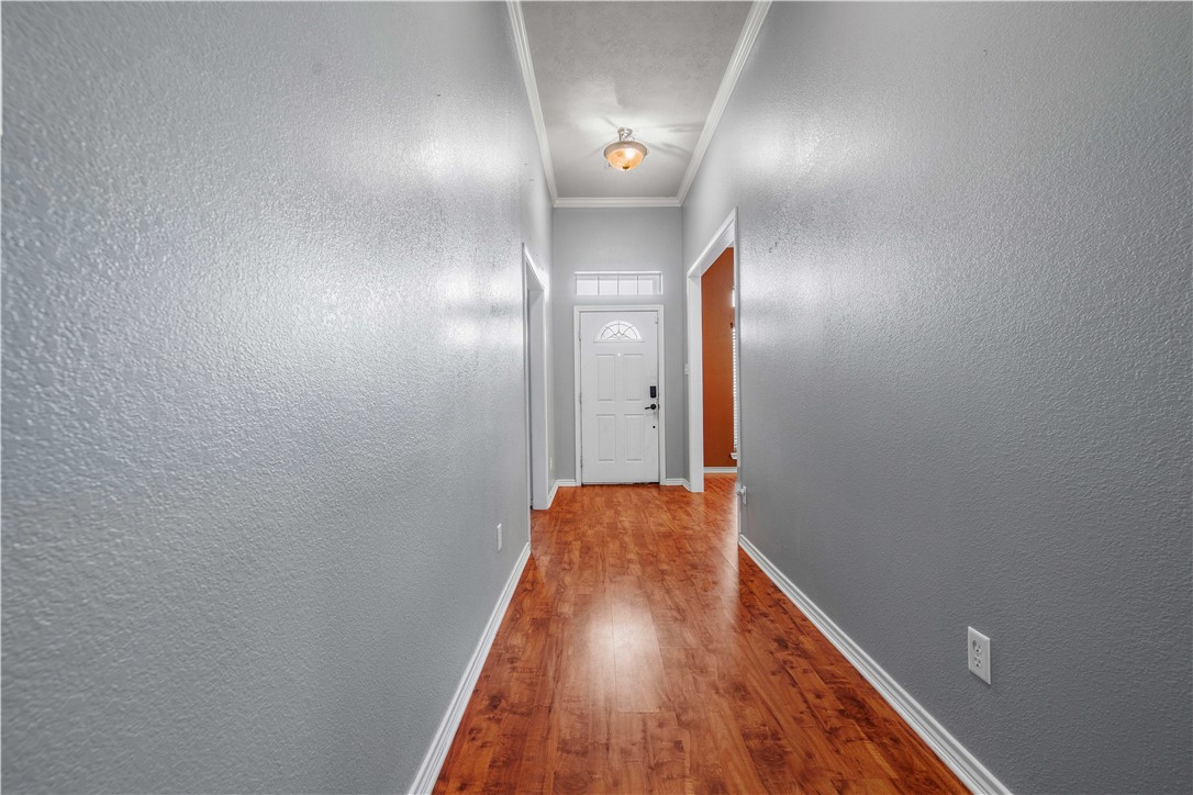 1500 Hunter Creek Drive