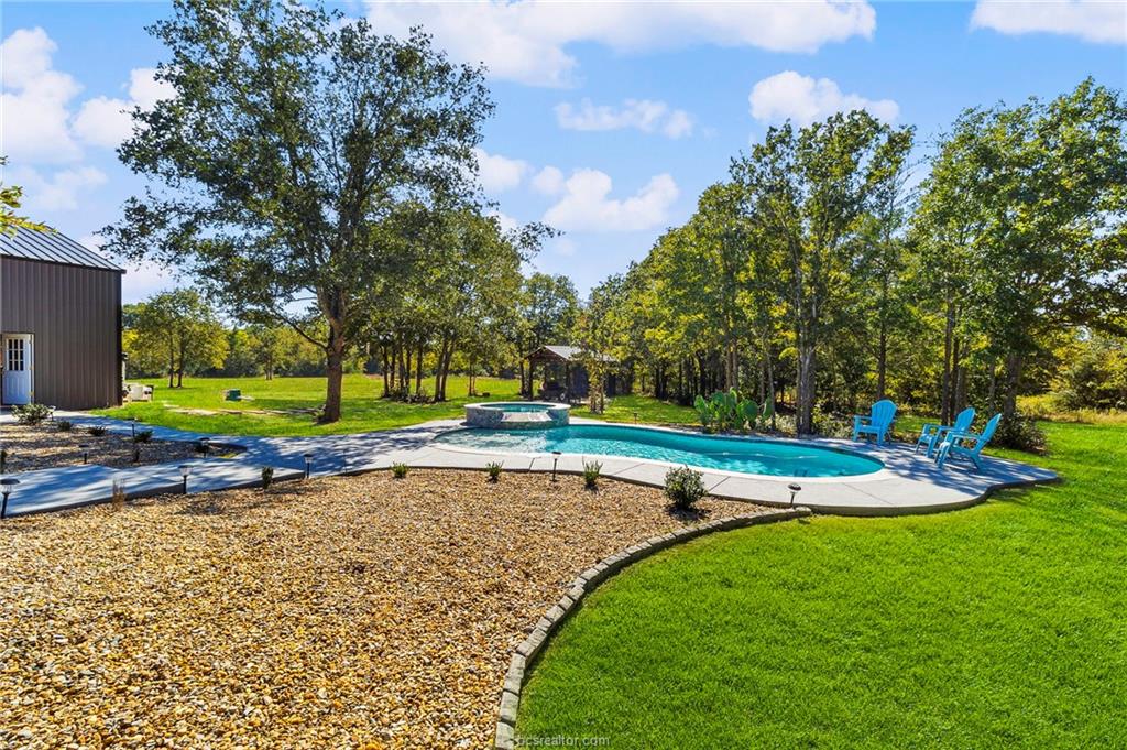 7196 South County Road 458