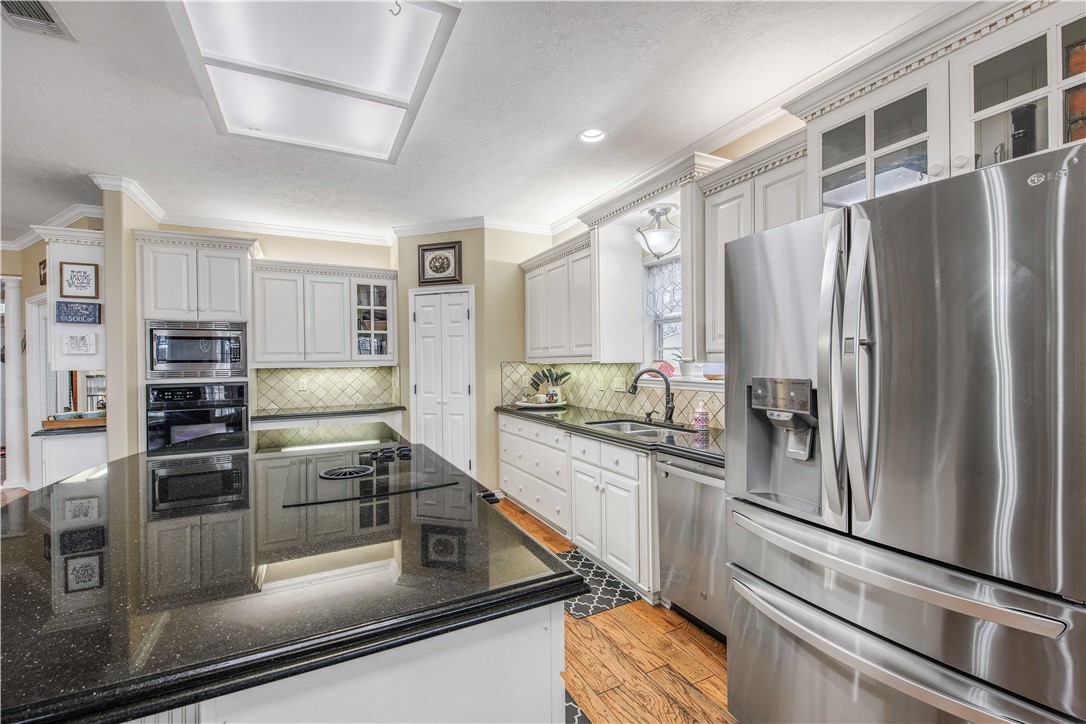 7 Hickory Ridge Lane