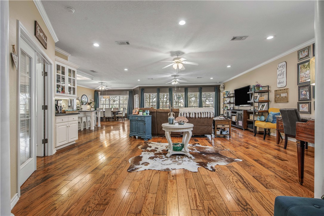 7 Hickory Ridge Lane