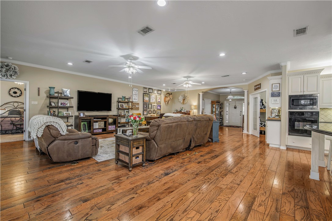 7 Hickory Ridge Lane