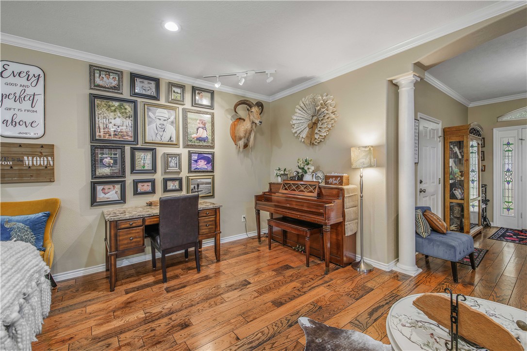 7 Hickory Ridge Lane