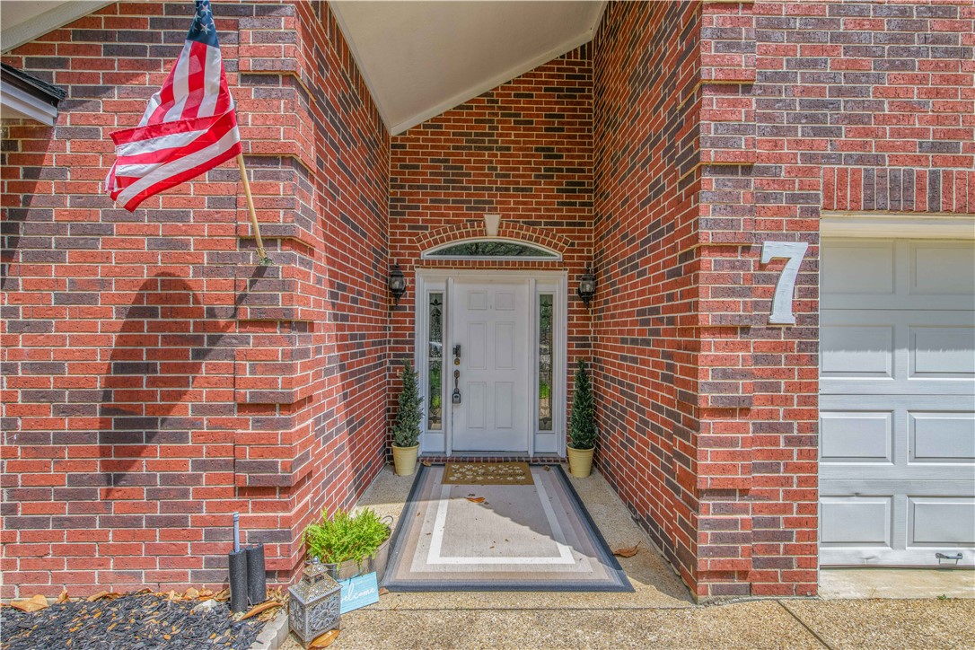 7 Hickory Ridge Lane