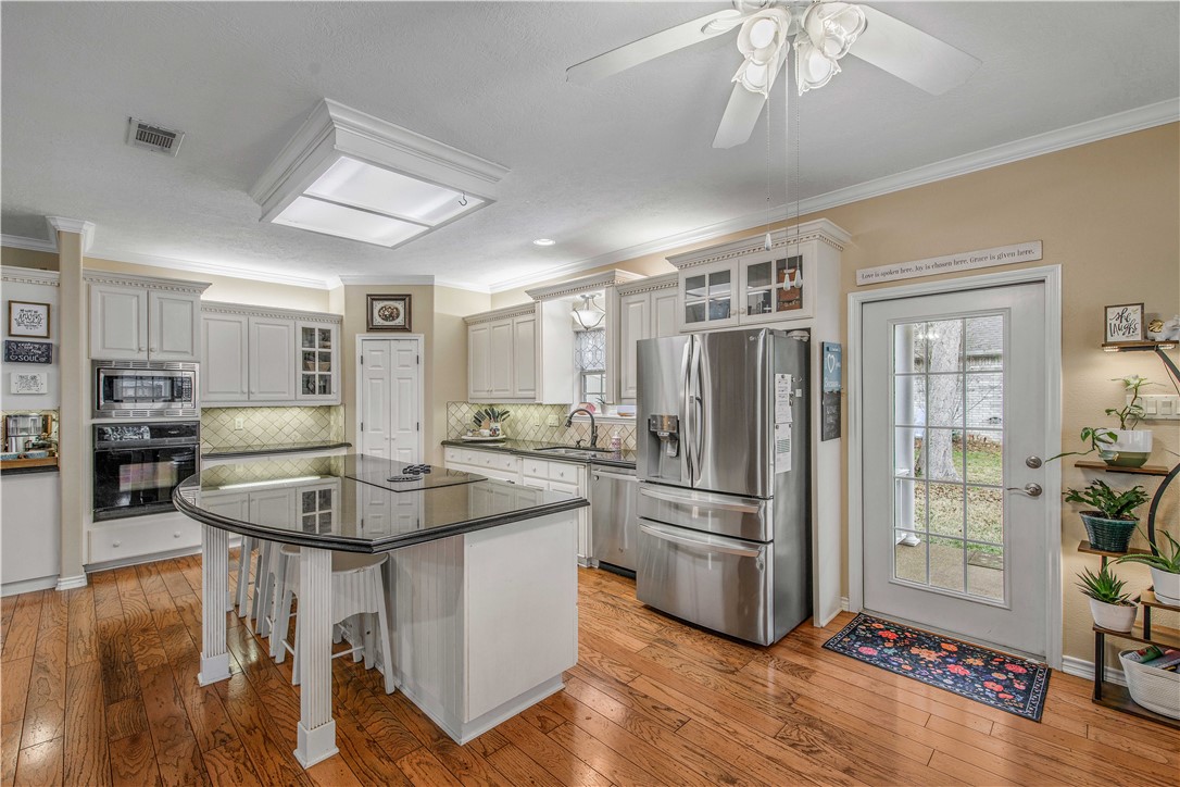 7 Hickory Ridge Lane