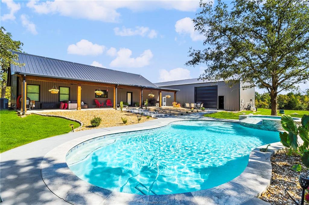 7196 South County Road 458