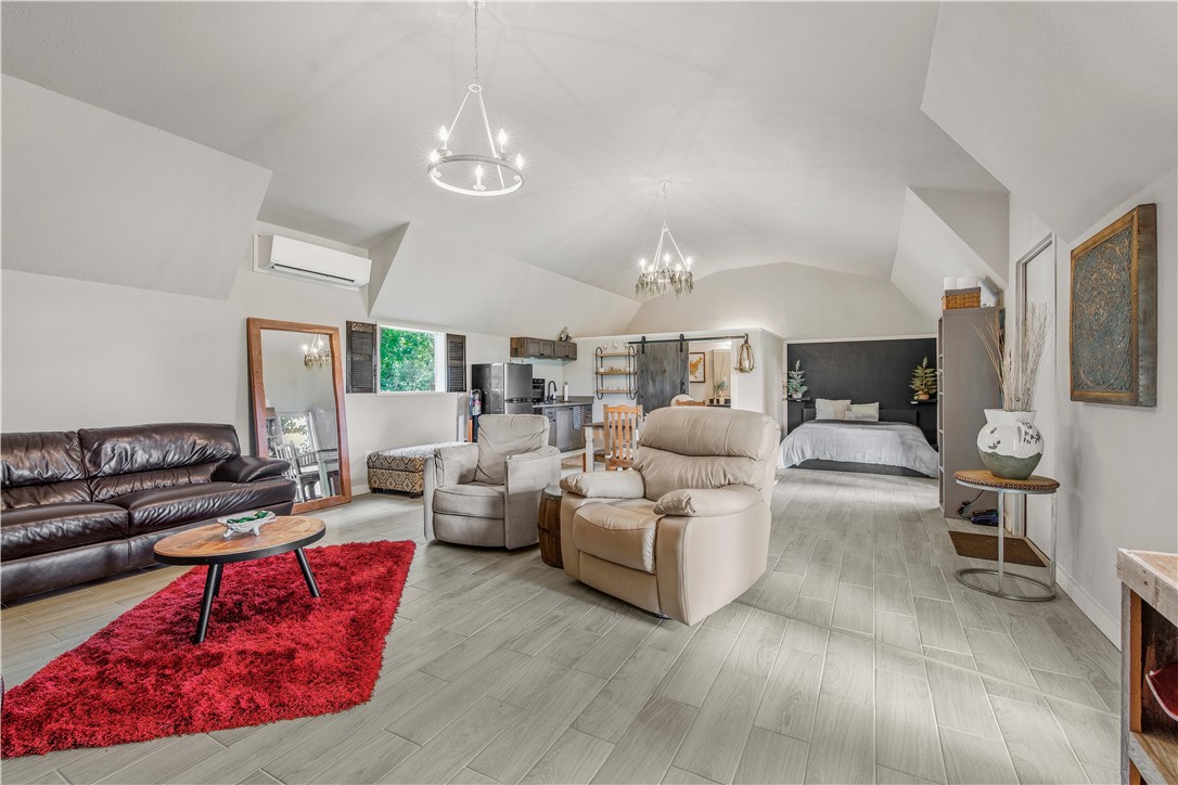 3458 Private Road 1425