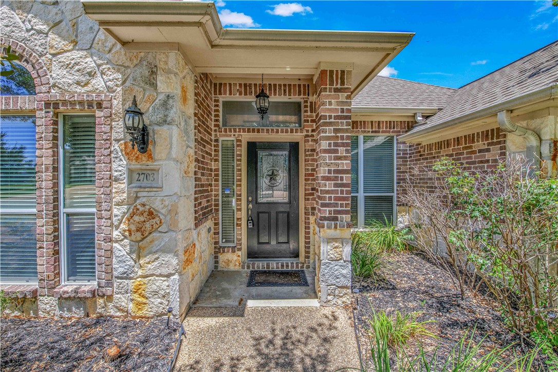 2703 Colony Glen Drive