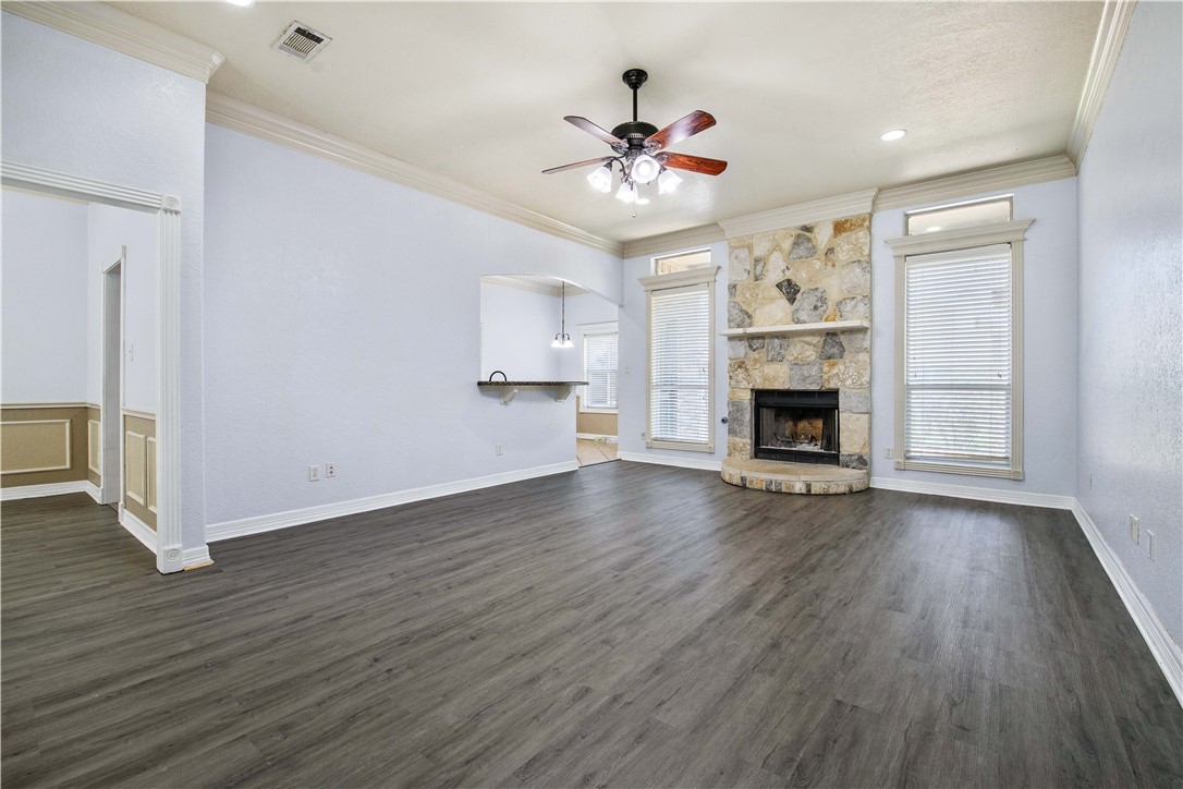 2703 Colony Glen Drive