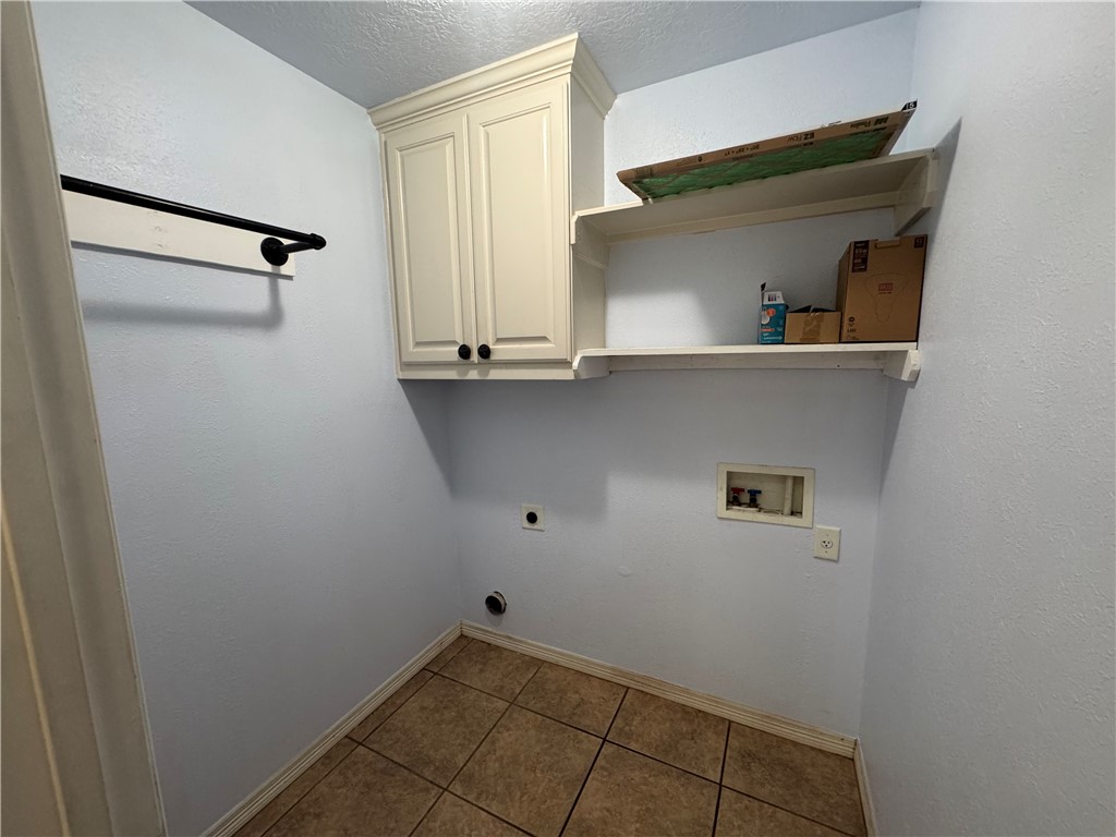 2703 Colony Glen Drive