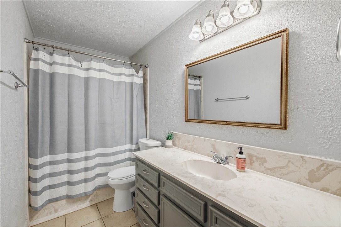 1404 Medina Drive