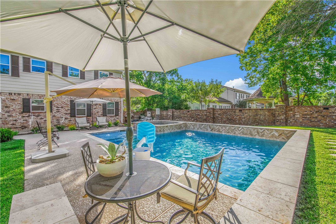 3711 Sunnybrook Lane