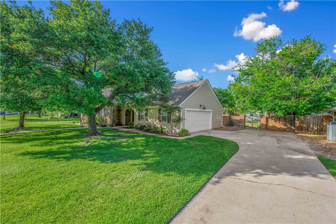 3711 Sunnybrook Lane