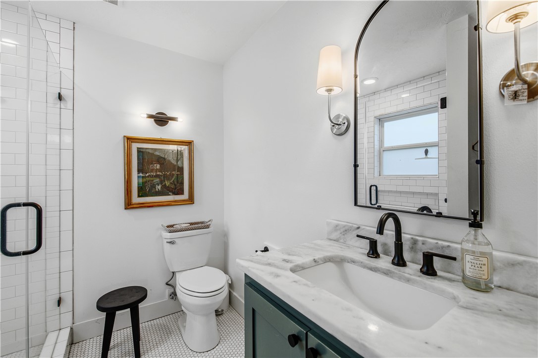 3711 Sunnybrook Lane