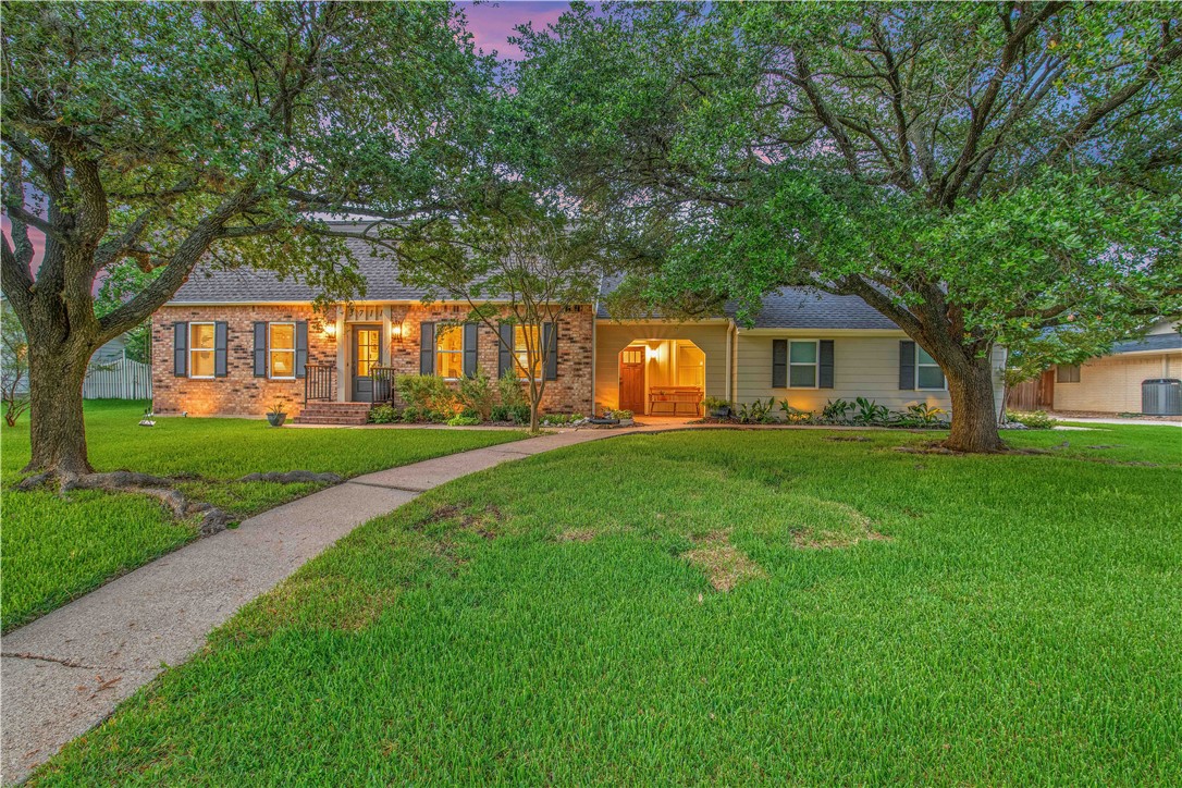 3711 Sunnybrook Lane