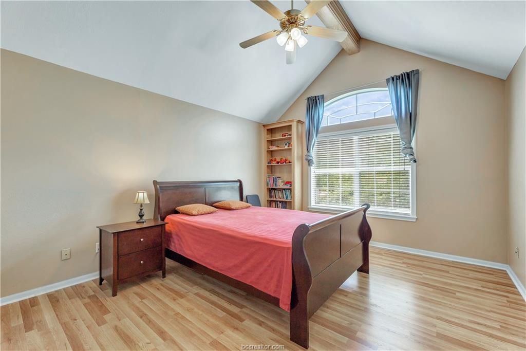 4601 Valley Brook Circle