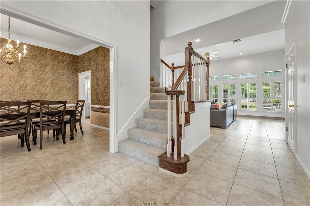 4601 Valley Brook Circle