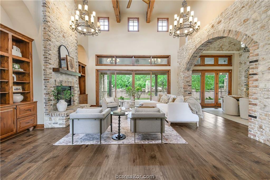 4207 Tuscany Court