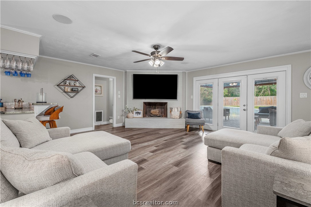 1503 Feather Run Circle
