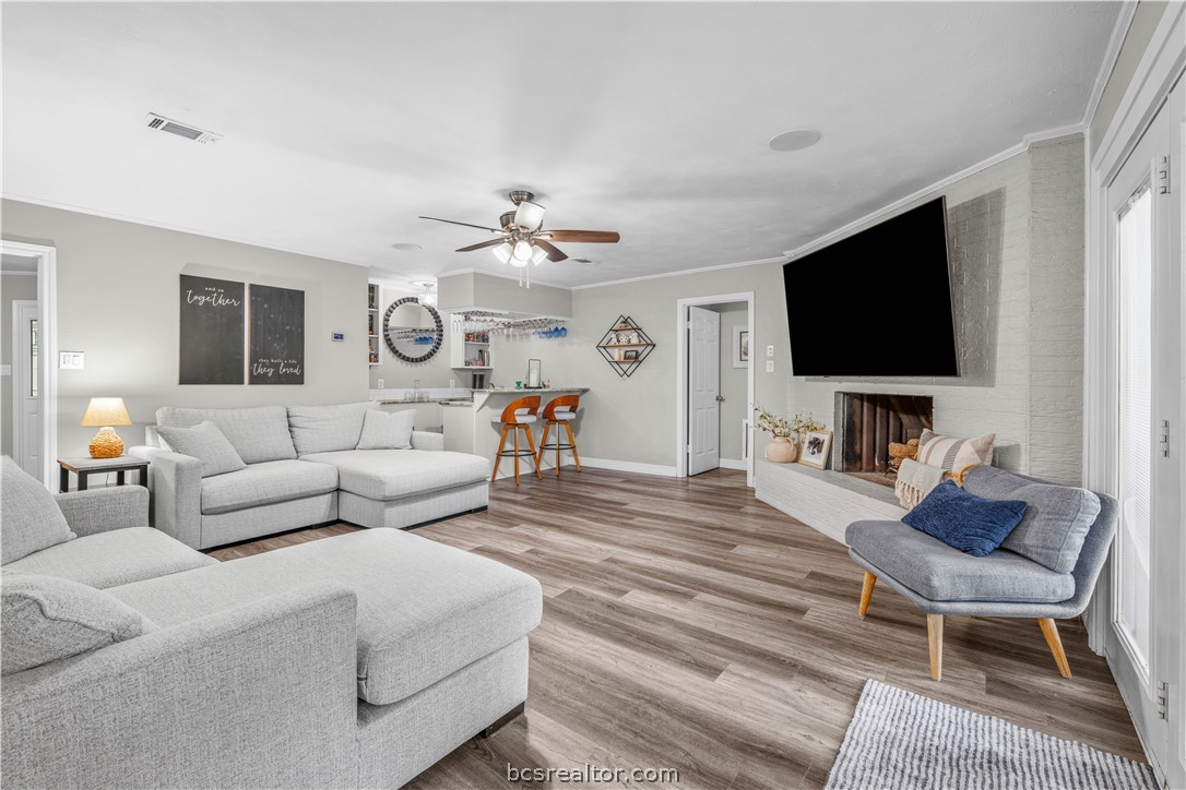 1503 Feather Run Circle